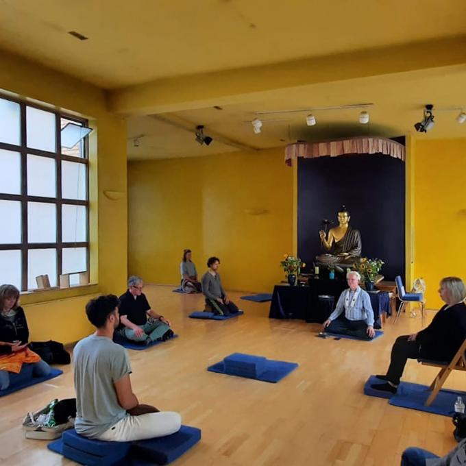 Feier zur ersten Lehrrede des Buddhas im Buddhistischen Zentrum Essen