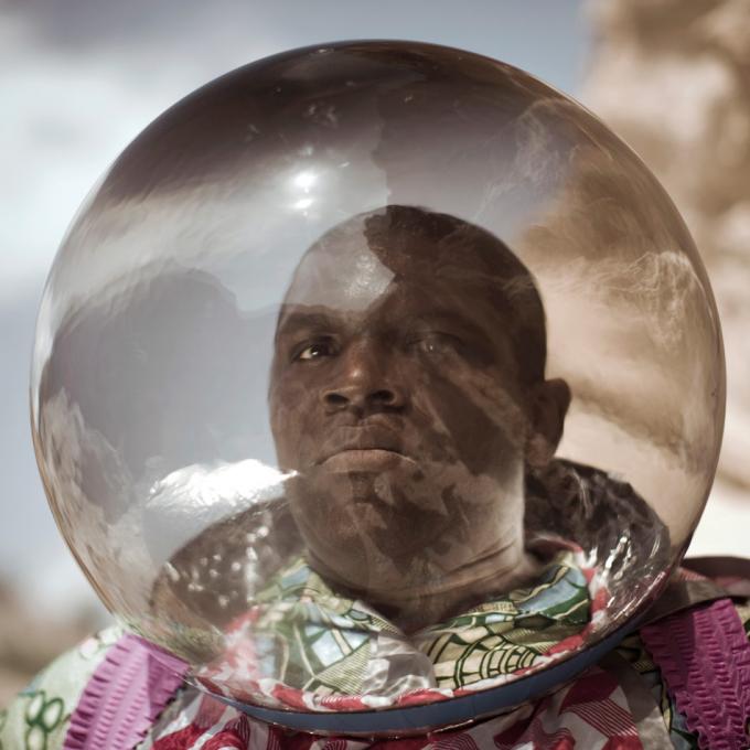 Cristina De Middel, „Iko Iko“ aus „The Afronauts“, 2012. Foto © Cristina De Middel Cristina De Middel, „Iko Iko“ aus „The Afronauts“
