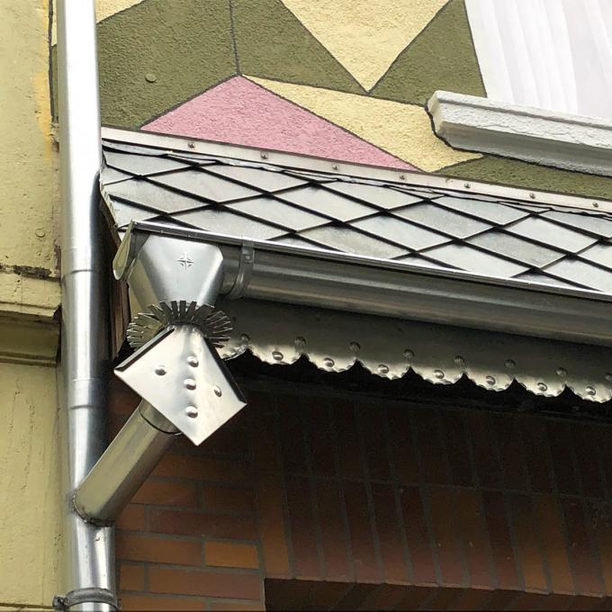 Hausfassade in der Schleswiger Straße, Detail. Foto: Guido Meincke Hausfassade in der Schleswiger Straße, Detail