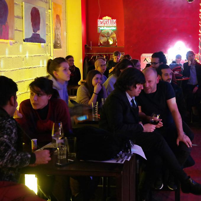 Netzwerktreffen Interkultur Ruhr zum Thema "Weltmusik 2.0 – Gespräche zu Folklore, Weltmusik und Global Pop", 23.11.2017, Katakomben-Theater, Essen. Foto: Sabitha Saul Netzwerktreffen Interkultur Ruhr zum Thema "Weltmusik 2.0 – Gespräche zu Folklore, Weltmusik und Global Pop", 23.11.2017, Katakomben-Theater, Essen