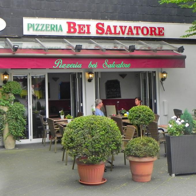 Pizzeria bei Salvatore, Hattingen. Foto: Wolfgang Kienast Pizzeria bei Salvatore, Hattingen. Foto: Wolfgang Kienast