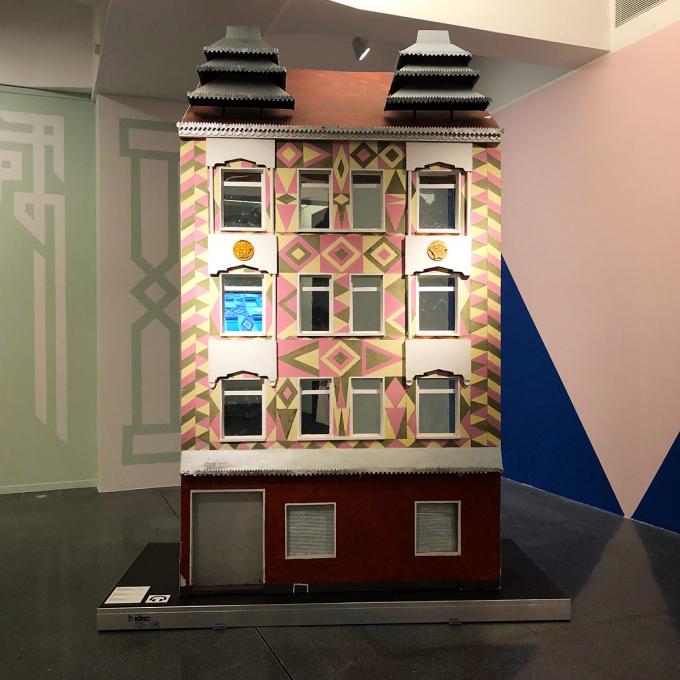 Ausstellung Faţadă / Fassade, Hausmodell. Foto: Guido Meincke Ausstellung Faţadă / Fassade, Hausmodell. Foto: Guido Meincke