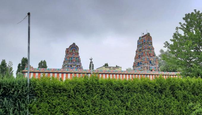 Sri-Kamadchi-Ampal-Tempel, Hamm