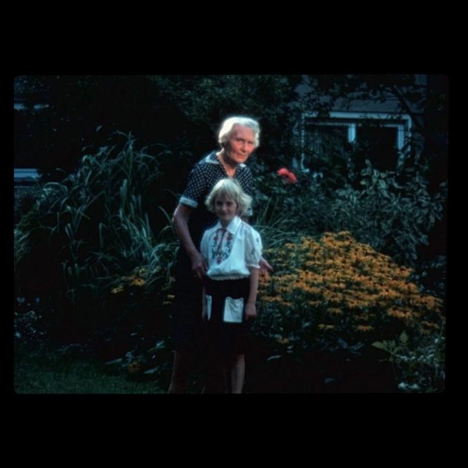 Filmstill aus „All We’ll Ever Need“ von Fehler Kuti, 2021. Foto: Archiv für Familien- und Amateurfilm des Ruhrgebiets