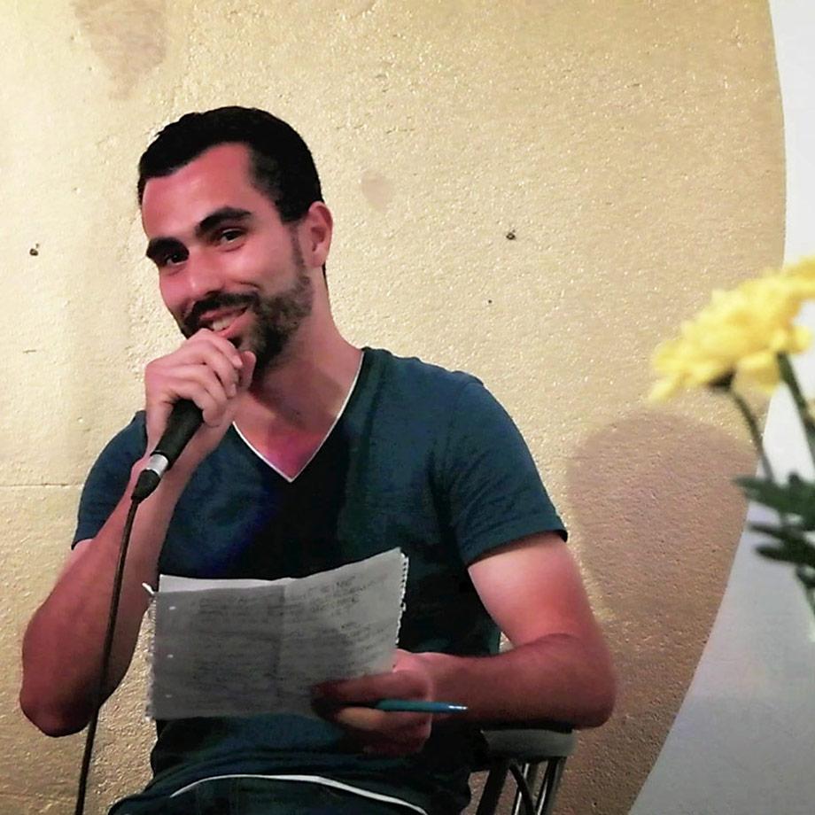 Poetry Slam auf Arabisch auf der Kleinen Bühne 103